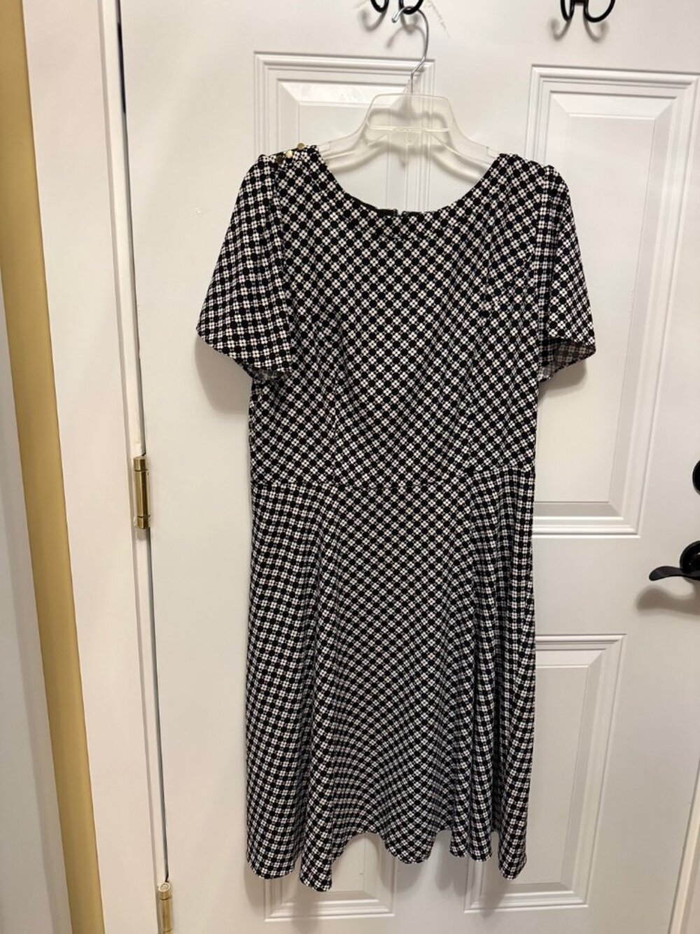 Black-White Geometric Dress
